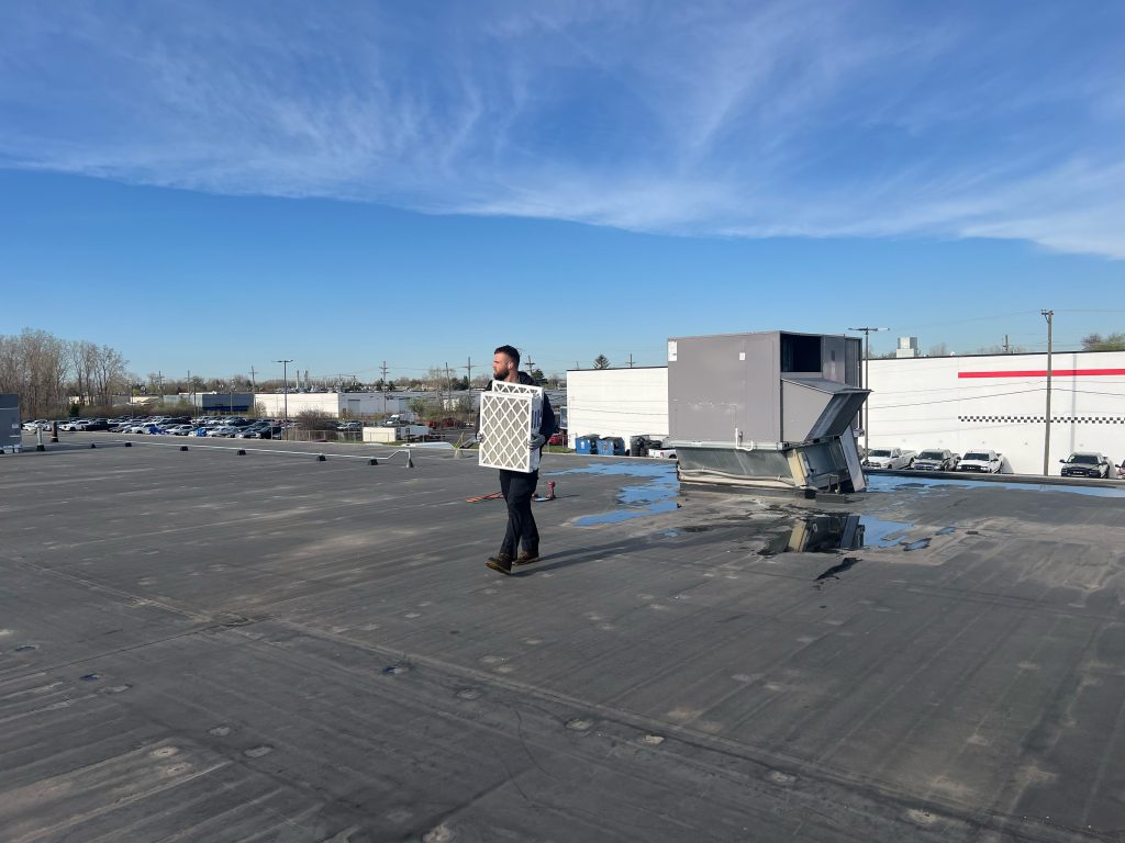 comm maint filter change